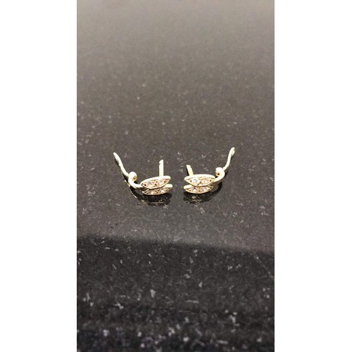 184 - Pair of 14ct gold earrings 1.43g