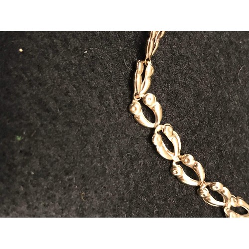 178 - Gold 9ct bracelet weight 2.42g