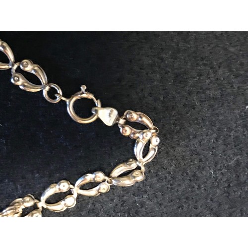 178 - Gold 9ct bracelet weight 2.42g