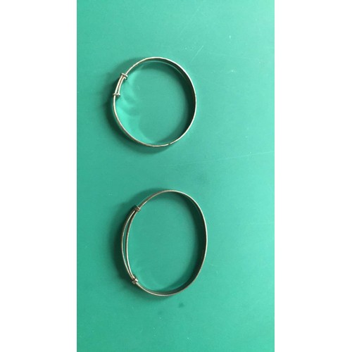 432 - 2 silver baby bangles