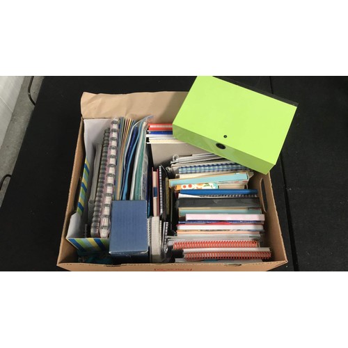 476 - box of mixed stationery