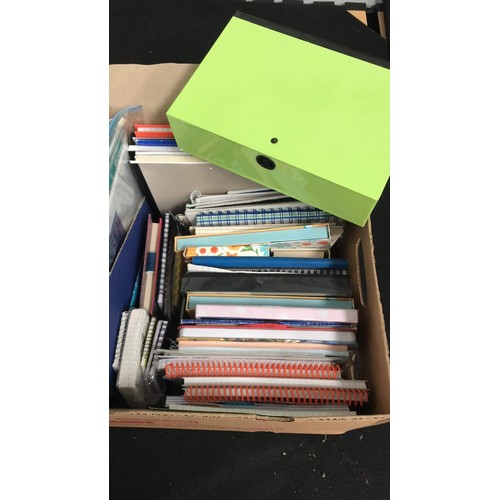 476 - box of mixed stationery