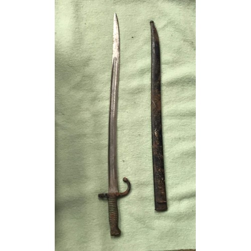 497 - Early Bayonet with scabbard