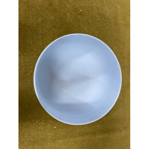 502 - Wedgwood jasper light blue large fruit bowl