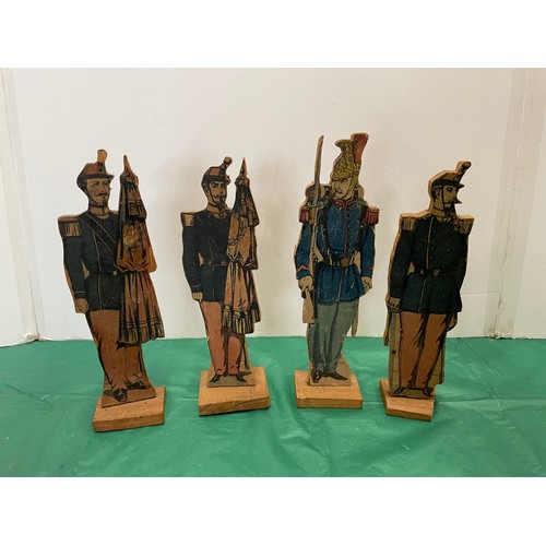 568 - Wooden puzzle soldier figures