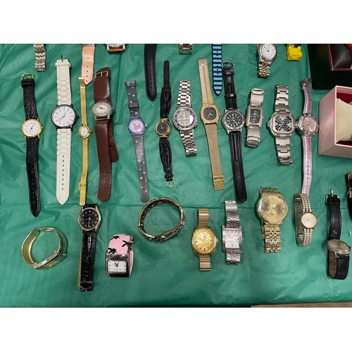 535 - Selection of watches