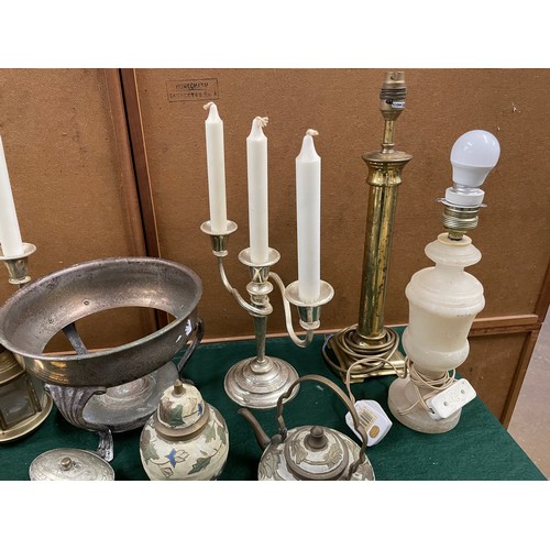 521 - Large selection of brassware and other metal