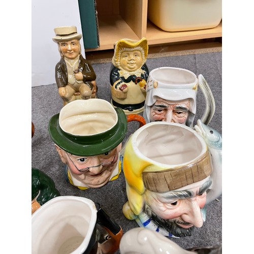 508 - Large quantity of toby and mixed maker character jugs