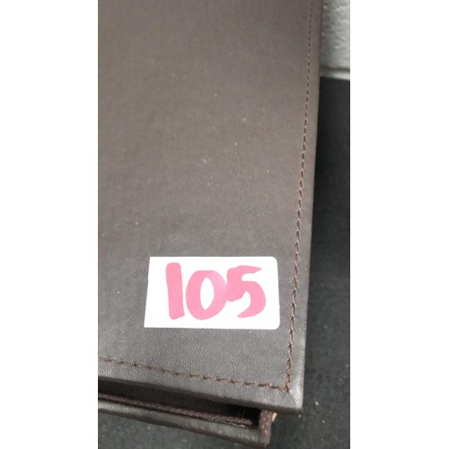 105 - faux brown finish office ware