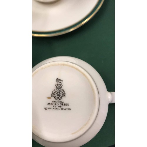 88 - ROYAL DOULTON OXFORD GREEN 199310 pc tea set