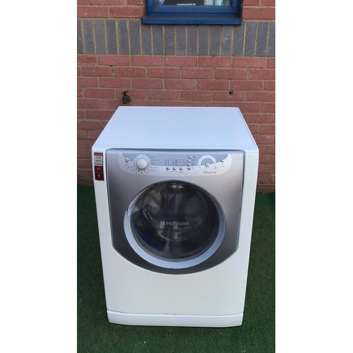 69 - Hotpoint Washing machine AQUALTIS 7.5KG 1200