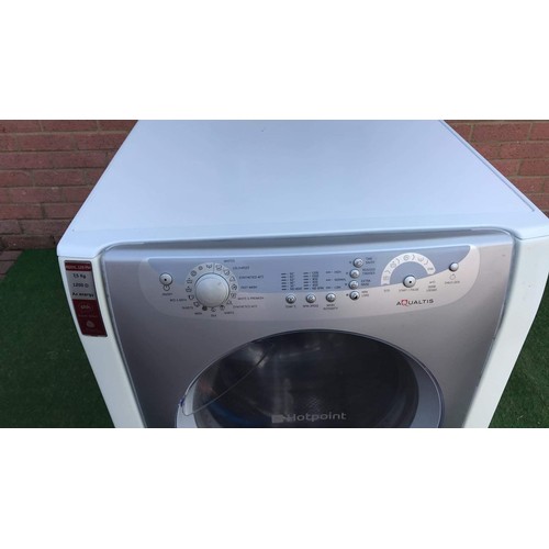 69 - Hotpoint Washing machine AQUALTIS 7.5KG 1200