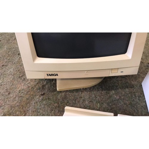 138 - Vintage TARGA computer