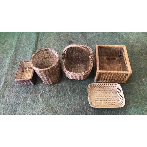 231 - selection of basket ware