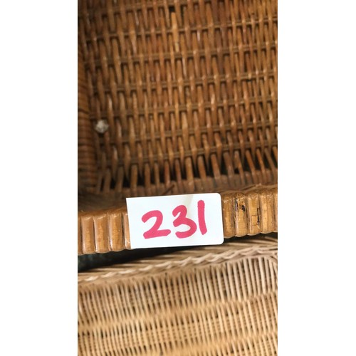 231 - selection of basket ware