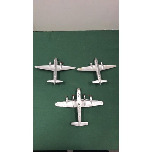 220 - 3 MECCANO planes