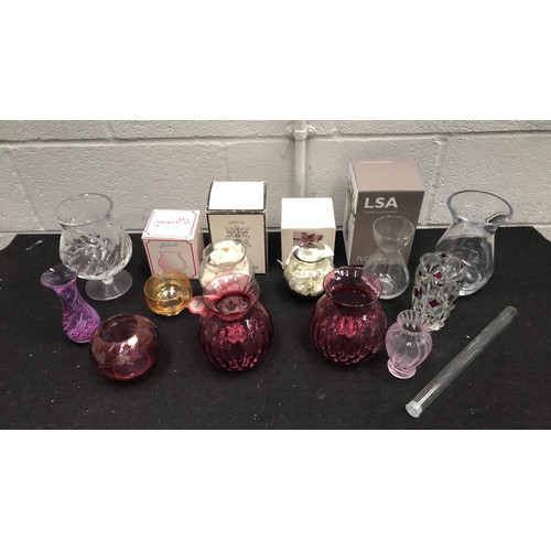 361 - mixed glass vases