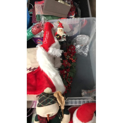 362 - assortment of Christmas items