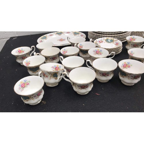 349 - ROYAL ALBERT BERKELEY TEA SET