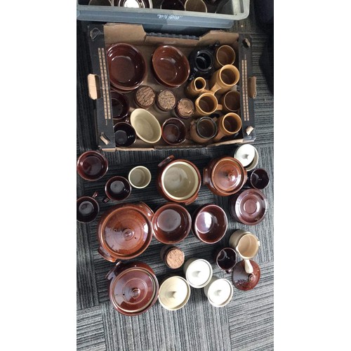 342 - Large collection of mixed glazed brown kitchen ware to include denby