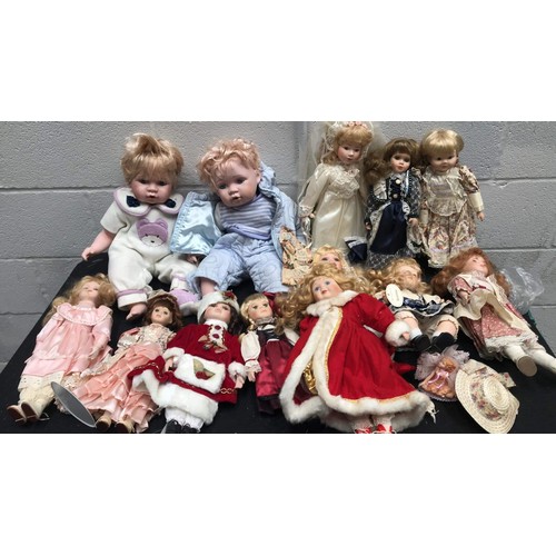 338 - mixed dolls