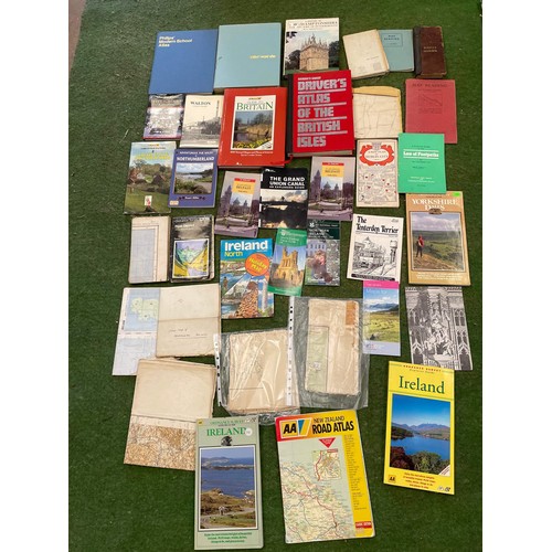 381 - Mixed travel books & maps