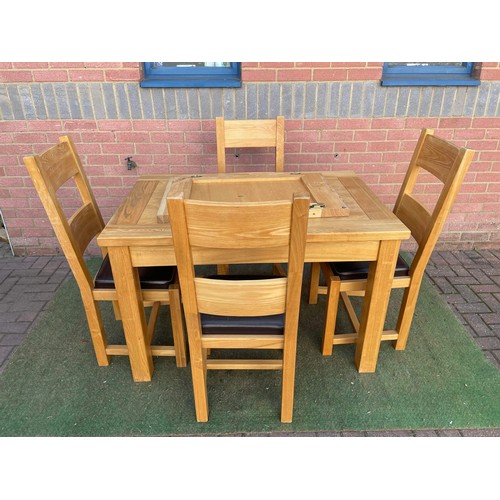 365 - OAK dining table with 4 chairs with extending piece