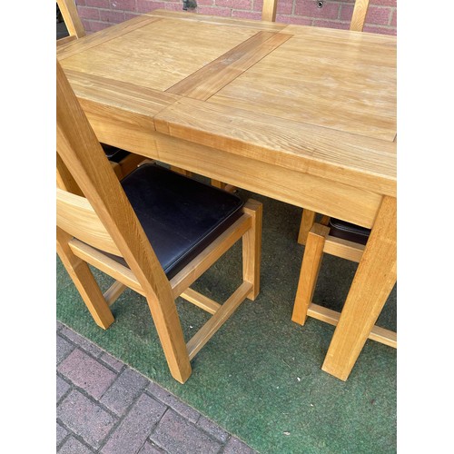 365 - OAK dining table with 4 chairs with extending piece