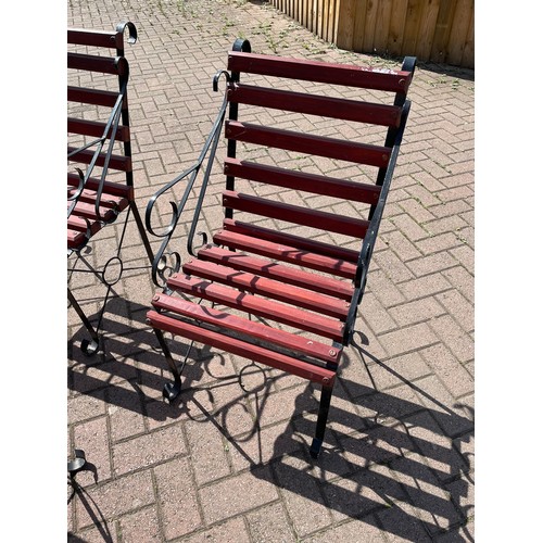 412 - metal and wooden 4 piece garden set