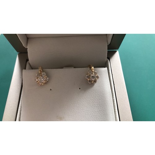 295 - 14ct gold earrings weight 1.31g