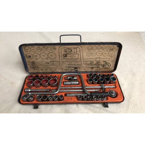 652 - Socket set