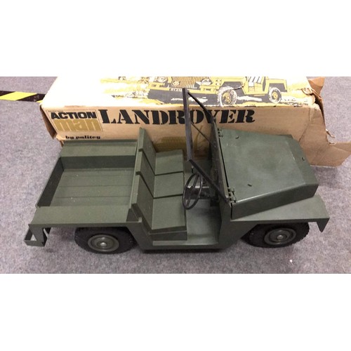 421 - Palitoy action man landrover with box