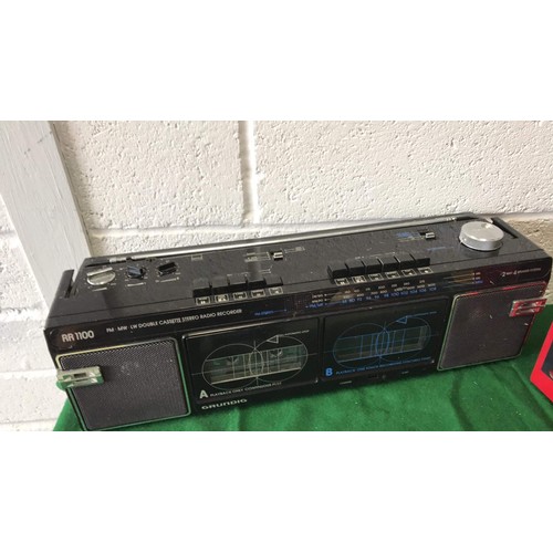 95 - TWO RETRO RADIOS IN BLACK AND RED BYGRUNDIG RR1100 / JVC RE-W44