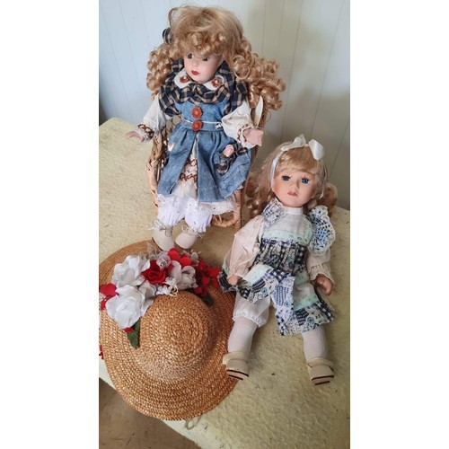 29 - COLLECTABLE DOLLS