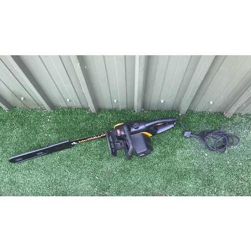 36 - ELECTRIC MCCULLOCH CHAIN SAW