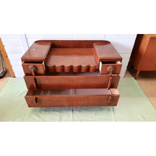 138 - oak dressing chest