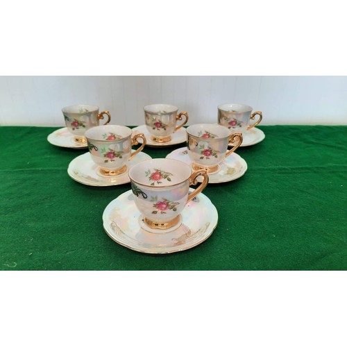 124 - Small decorative coffee set