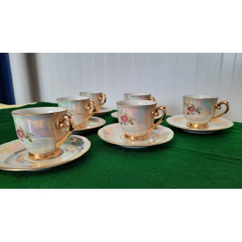 124 - Small decorative coffee set