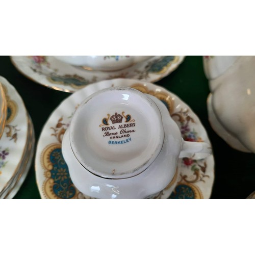 121 - large quantity of royal Albert part tea set