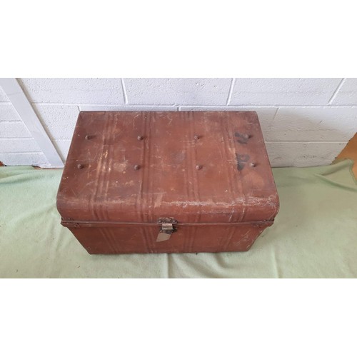 164 - tin travel  box h-51 cmw-74 cmd-52 cm