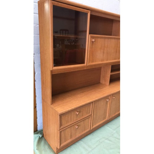 218 - TEAK EFFECT LOUNGE UNIT