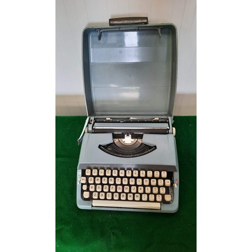 157 - CASED TYPE WRITER