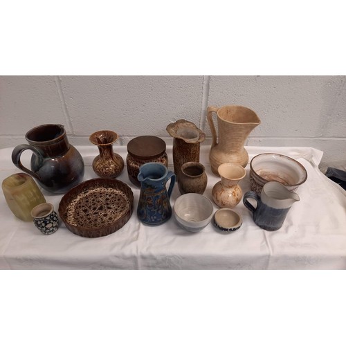 277 - COLLECTION OF STUDIO WARE