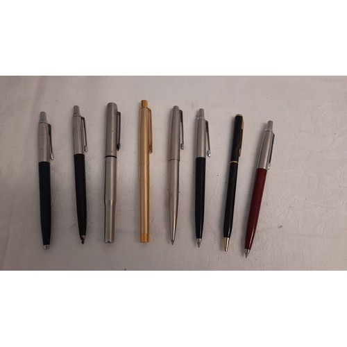 329 - MIXED PENS INCLUDING PARKER