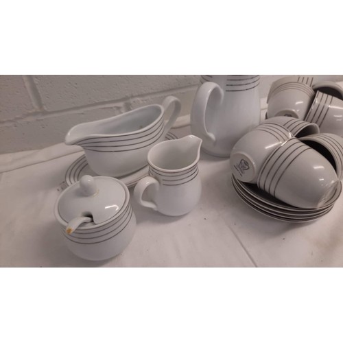 338 - 20 PC TEA SET