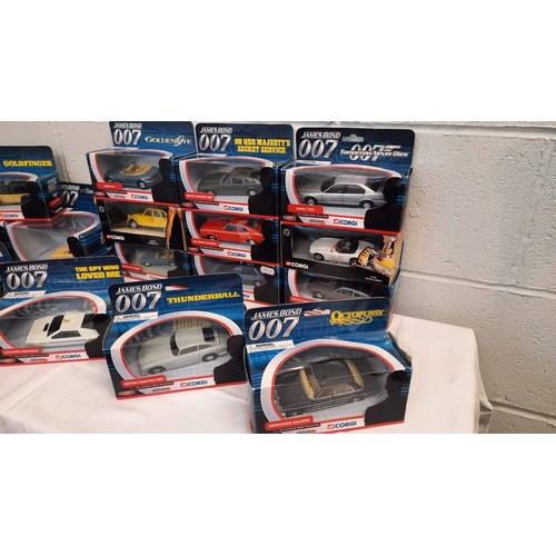 343 - 17 X JAMES BOND 007 MODEL MOVIE CARS