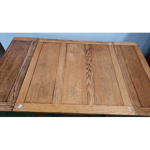 133 - OAK DRAWLEAF TABLE