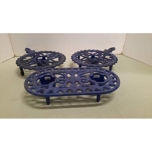 18 - 3 blue metal kitchen trivets