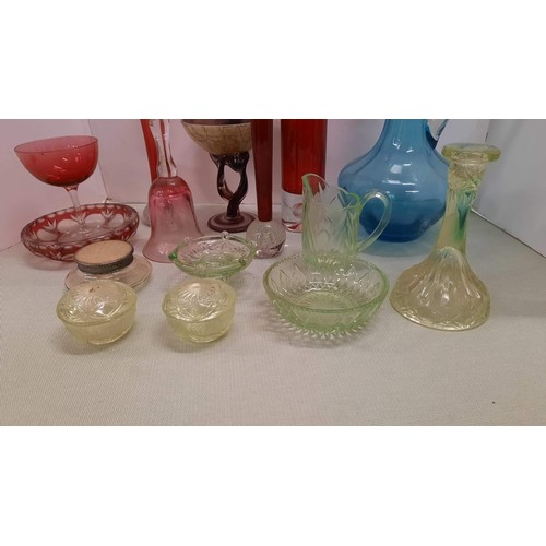 10 - QUANTITY OF MIXED COLOURED GLASS WARE