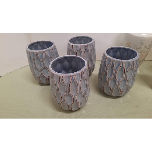 5 - EIGHT MIXED VASES